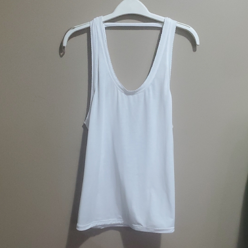 Lululemon Deep Stretch White Sleeveless Women's Top Size 12-14